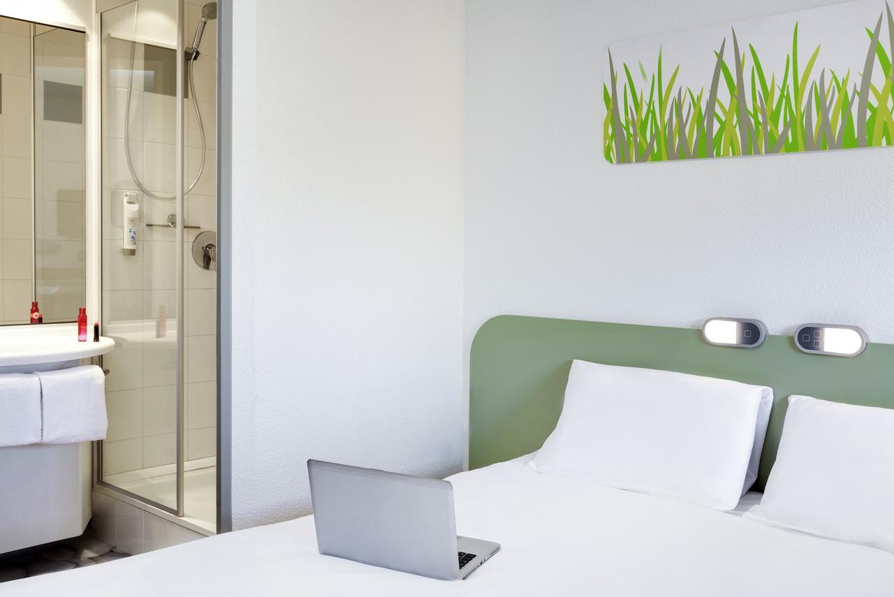 ibis Budget Clermont Ferrand Centre Montferrand Buitenkant foto
